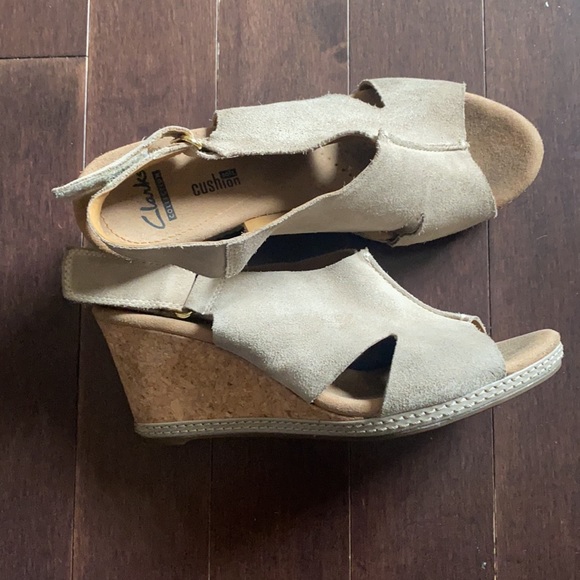 Clarks Wedges - Picture 5 of 6